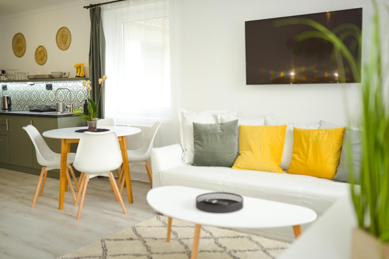 Raba92 Apartman House Экстерьер фото