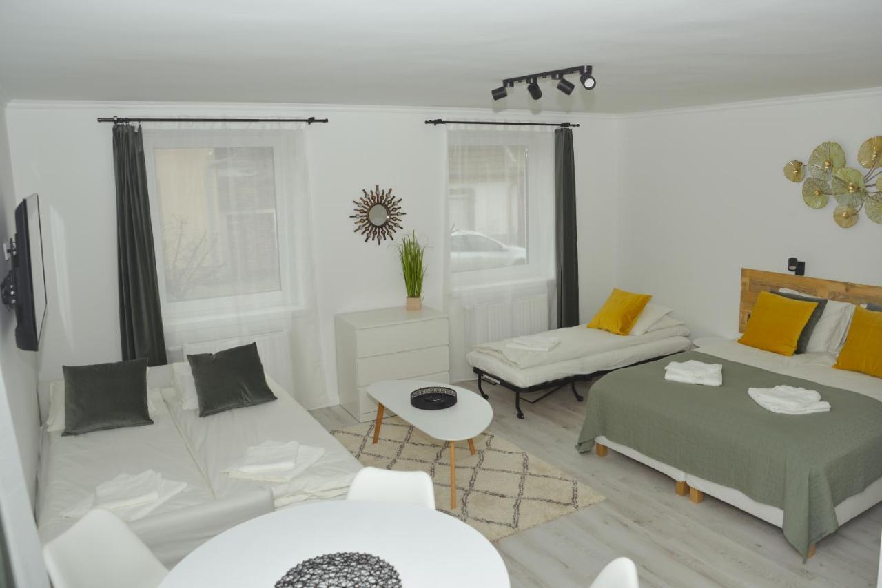 Raba92 Apartman House Экстерьер фото