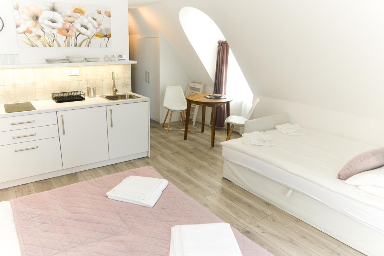 Raba92 Apartman House Экстерьер фото