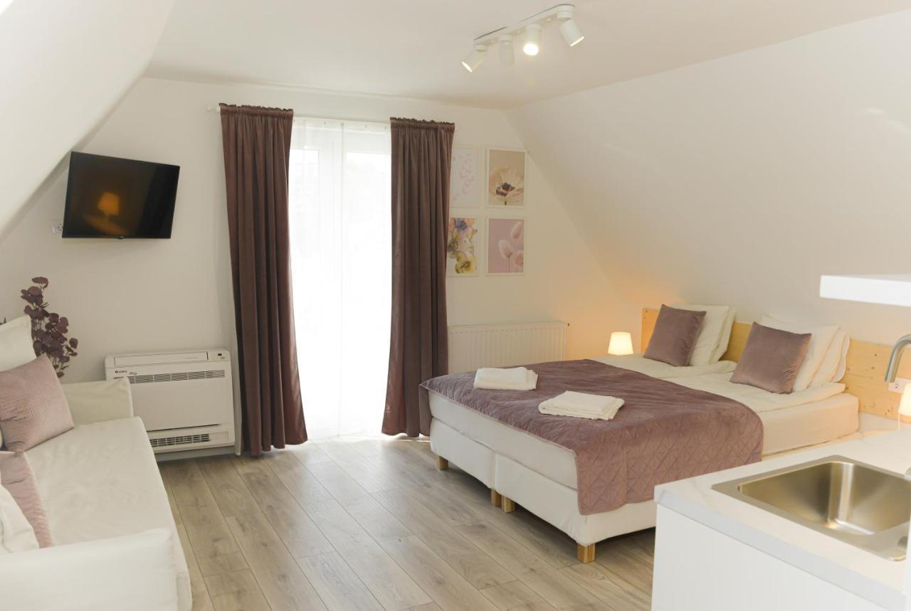 Raba92 Apartman House Экстерьер фото