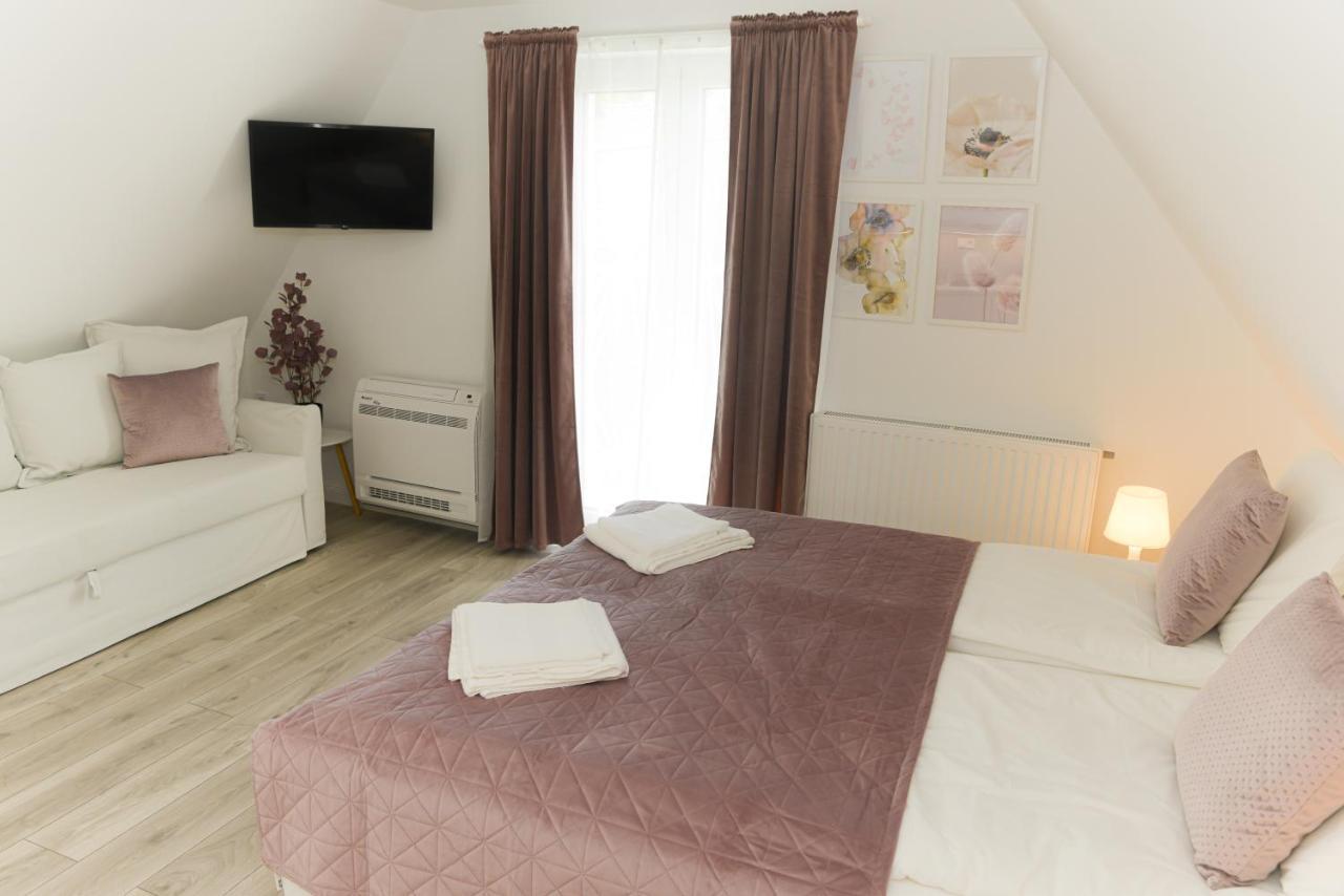Raba92 Apartman House Экстерьер фото